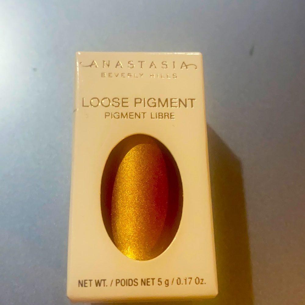Anastasia loose pigment